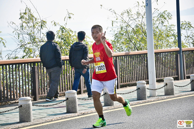 恒泰曹总参加首届深圳大鹏新年马拉松